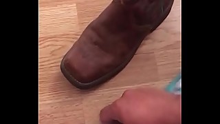 Cum on boot